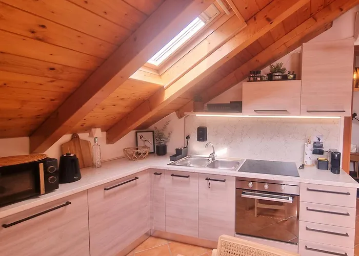 Lejlighed La Dolce Penthouse - Charm In Heart Of *